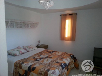 L 19 -                            بيع
                           Villa avec piscine Djerba